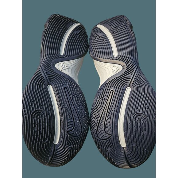 Nike Giannis Immortality 4 Basketball Shoes Men 9 Women 10.5 Wlf Gry/Mtlc Pltnm - Picture 9 of 11